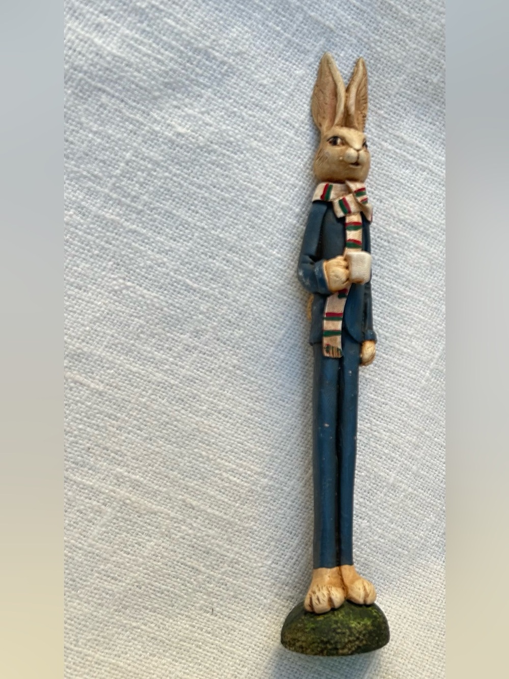 Jim Shore Vintage Tall Skinny Figurine Sculpture Rabbit Bunny in suit with scarf